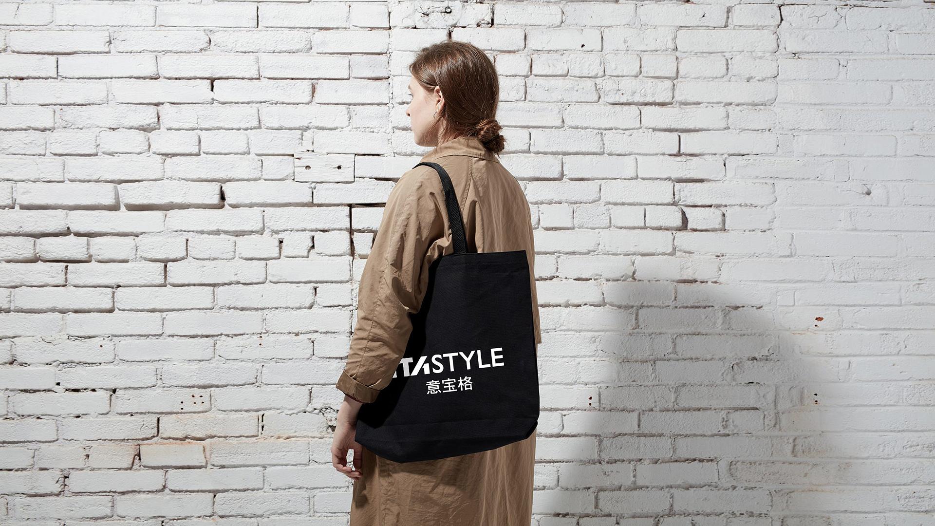 服裝品牌設(shè)計